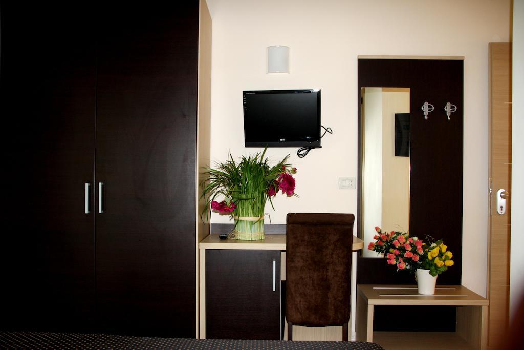 Hotel Monica Cervia Room photo